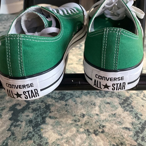 Converse sneakers Men Size 12 - Picture 7 of 8